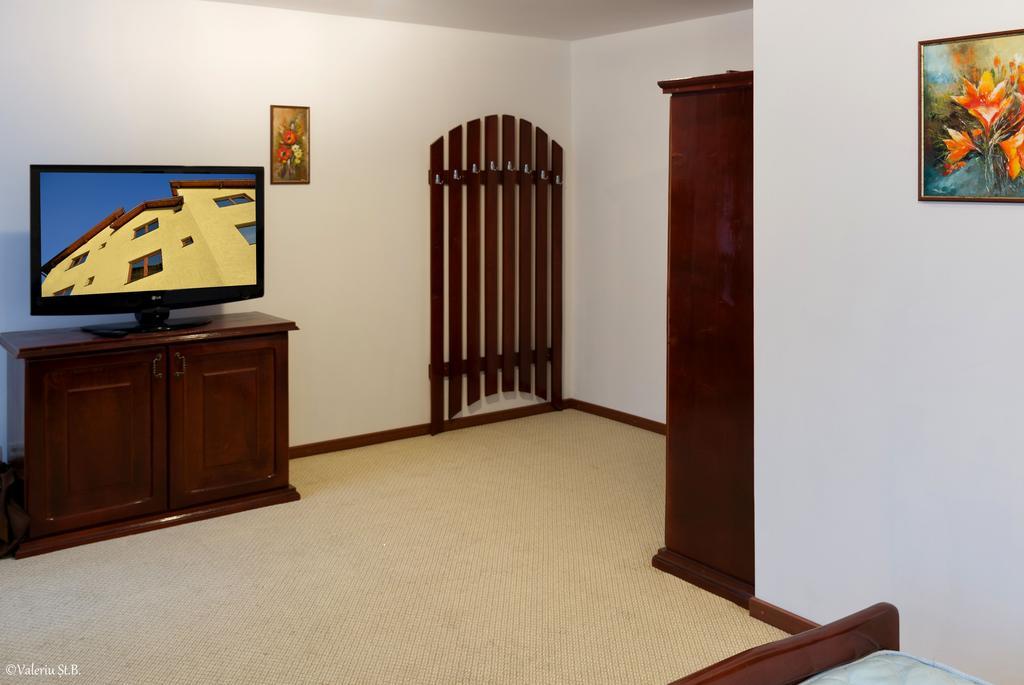 Casa Caprioara Hotel Petroşani Quarto foto