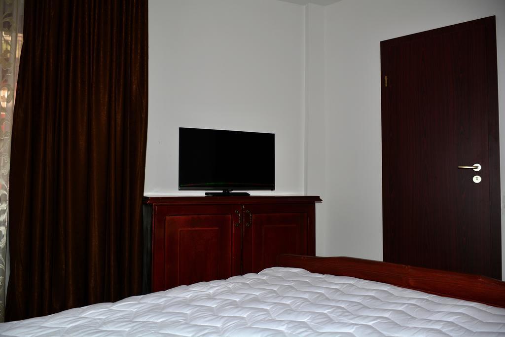 Casa Caprioara Hotel Petroşani Quarto foto